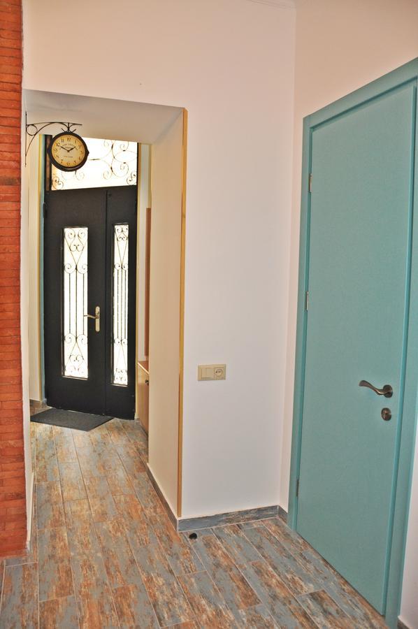 Dari Apartament Тбилиси Екстериор снимка
